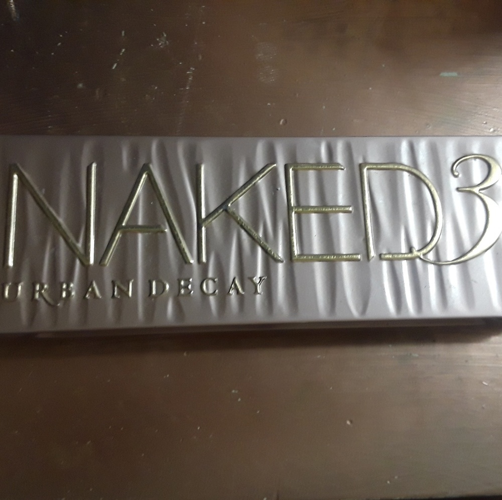 Naked 3 palette